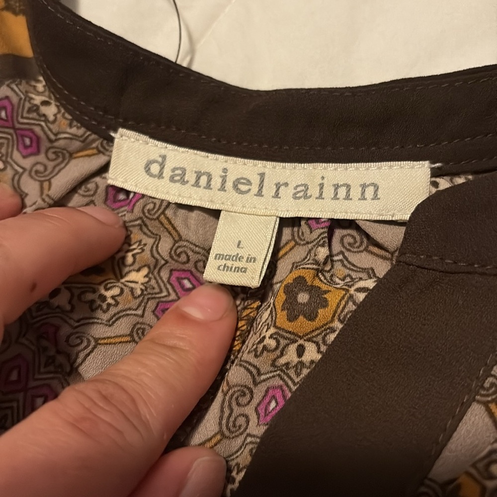 Multi pattern Polyester top - Picture 6 of 6